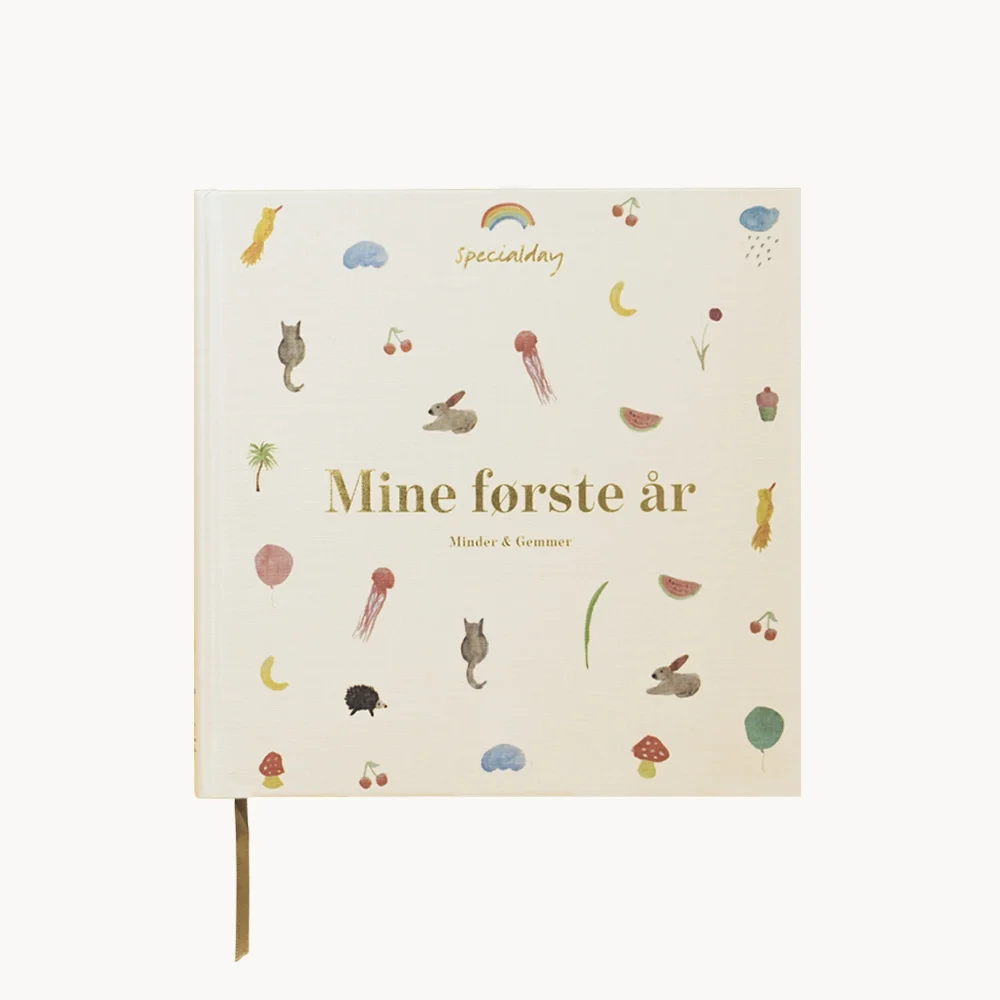 Barneta bog- Mine første år/ Creme