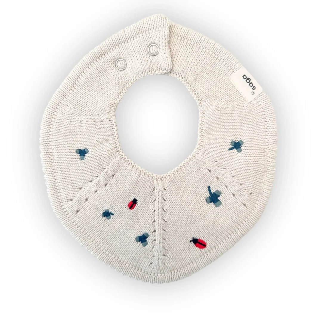 Strikket babyhagesmk - kologisk bomuld - Creme &amp; Broderi